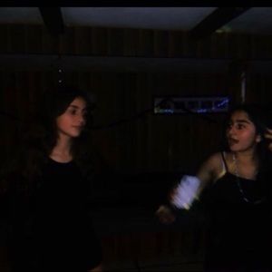 Meet your Posher, Leyla